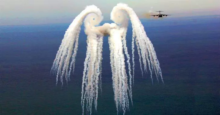 這19張自然天空照片會讓你誤以為是在平行世界拍攝出來的!