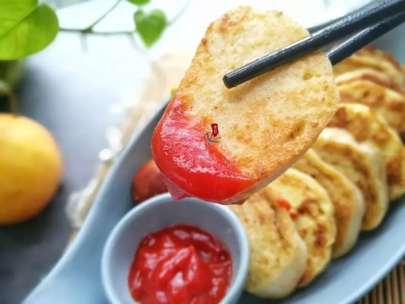 煎饅頭片時很多人裹蛋液方法不對,難怪不入味,這樣做又香又入味!