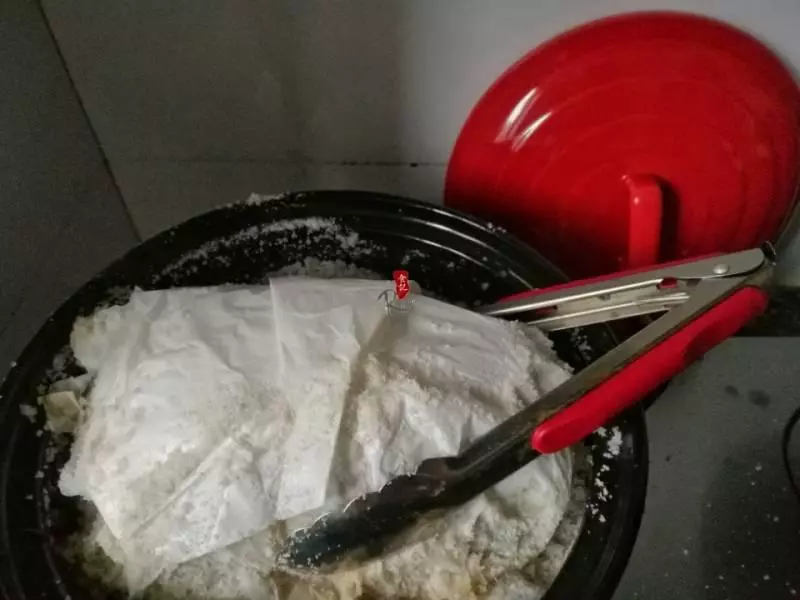客家有道特色菜在家也能做,2.5斤一頓吃完不說,還直唆啦手指頭~