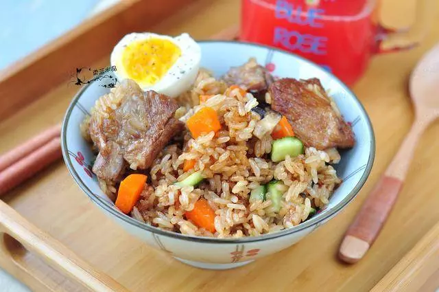 營養美味的排骨飯,一個電飯煲搞定