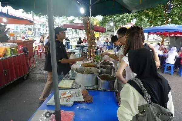 在大馬有很多月月可凈賺RM10000的生意你還覺得自己賺不到錢嗎?想掙錢的趕緊來看看吧~