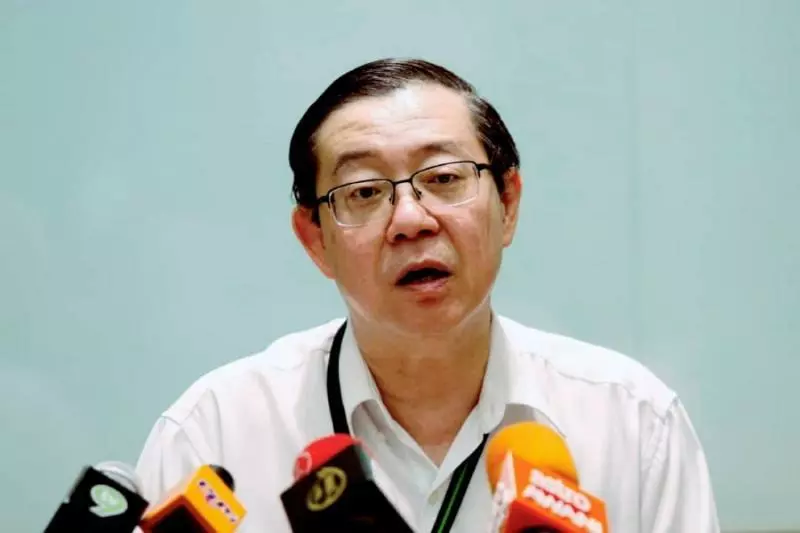林冠英:政府已給不少援助 餐飲業征10%服務費偏高 -