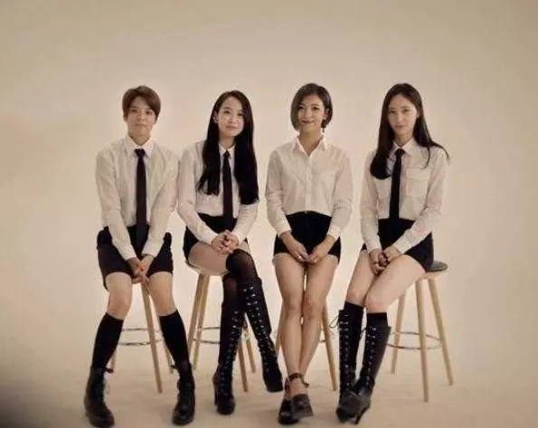 SM家族演唱會官宣:F(x)被「除名」引發粉絲不滿:心疼小破團!
