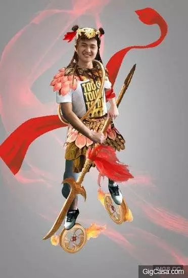「幫我把女友P得sexy一點」就說了不要叫網友P圖最後一張快笑死了