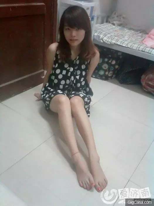 「幫我把女友P得sexy一點」就說了不要叫網友P圖最後一張快笑死了