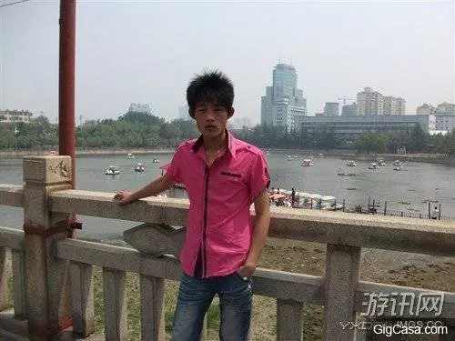 「幫我把女友P得sexy一點」就說了不要叫網友P圖最後一張快笑死了