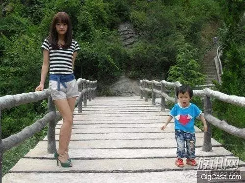 「幫我把女友P得sexy一點」就說了不要叫網友P圖最後一張快笑死了