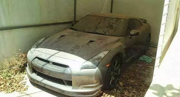 那些賣不完的車都去了哪裡?你以為這些車真的都被放到爛?別再被騙了