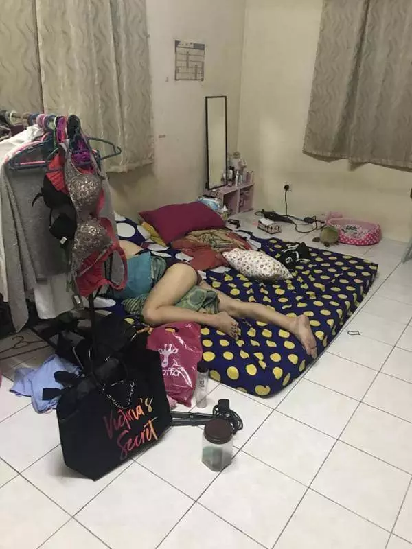 本地華裔男子「重口味」自曝愛上人妖,公開向老婆認錯 -