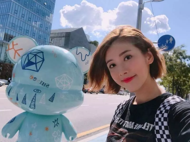 【演技深入民心】《再創世紀》演男仔頭的痴情女是華姐冠軍,戲外身材超正
