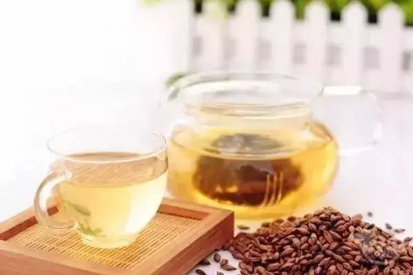 老放屁你以為是空氣吸多了?其實是這些疾病發出的「信號」,重視