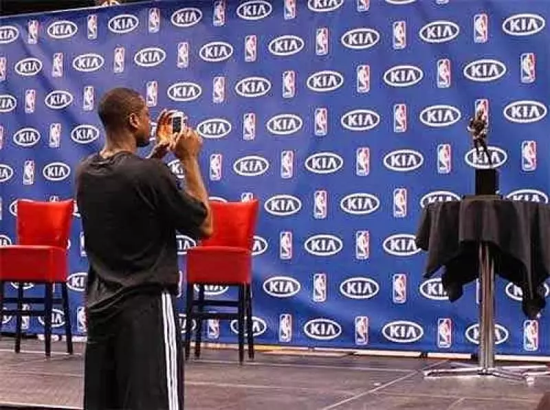 8張讓人心生悲涼的NBA圖,看到哪一張你哭了