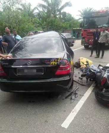 轎車迴轉撞摩哆 司機騎士雙雙斃命