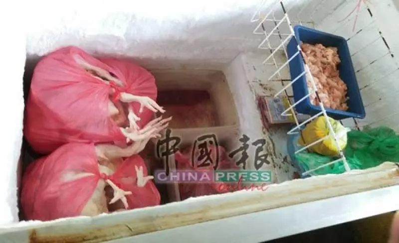 有鼠糞有血水有異味疑使用色素茶粉,馬來食肆被令關店2周
