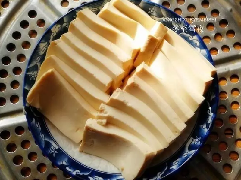 這個豆腐的做法,你一定沒吃過,又香又嫩,做法特簡單一看就會