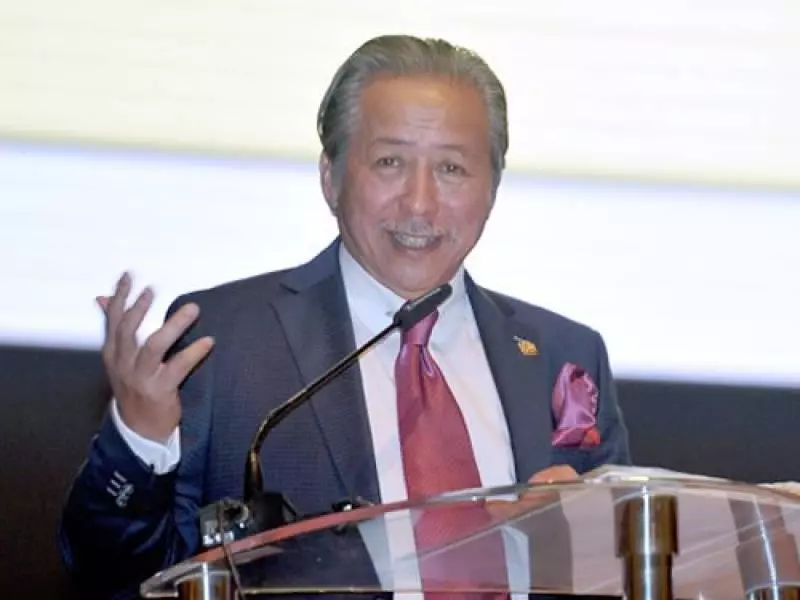 第二顆震撼彈 阿尼法也退出巫統