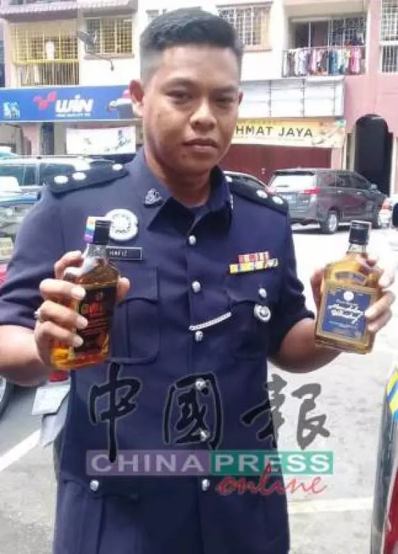 19人命犧牲 換來大檢舉 隆警拉隊突擊賣私酒商店