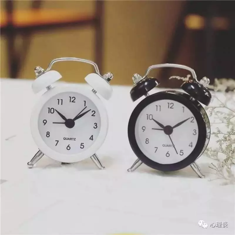 4個鬧鐘,你最喜歡哪個?測你現在處於哪個人生階段?