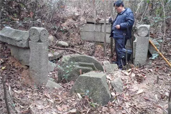 農村男子在大山中挖到「孫悟空」的墓,震撼了整個村莊這肯定是個好兆頭