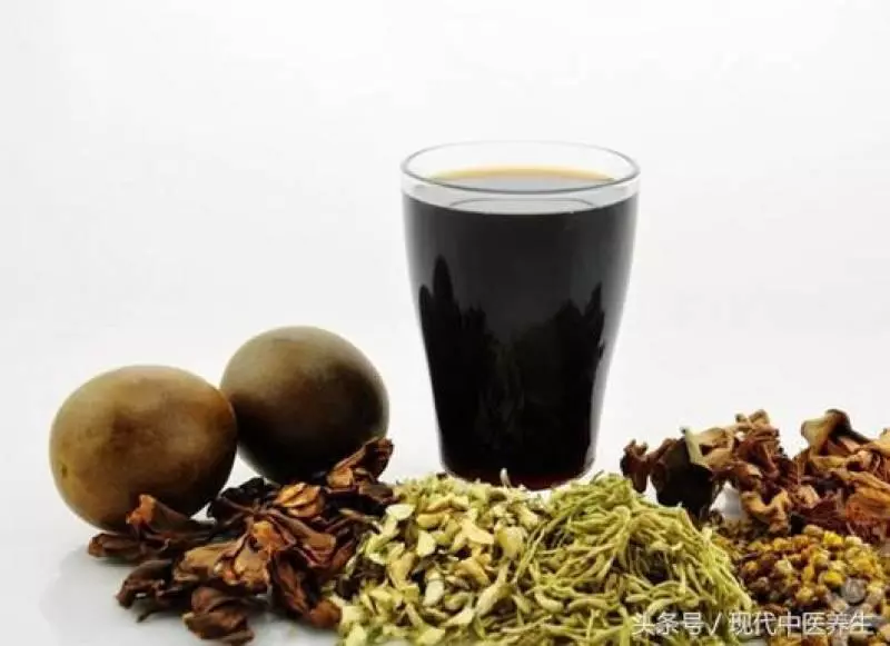 在家自製2杯涼茶,去濕氣比食療強10倍
