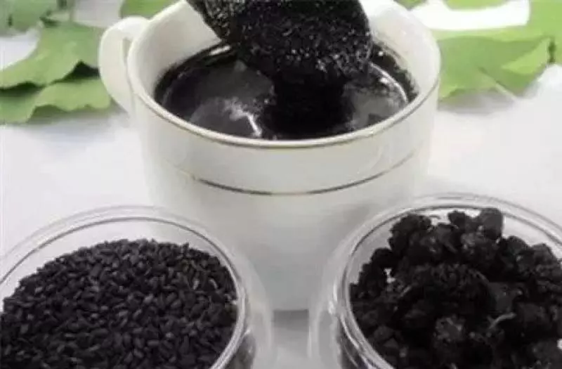 黑芝麻最大的功效竟然不是烏髮而是這個每天一把效果驚人