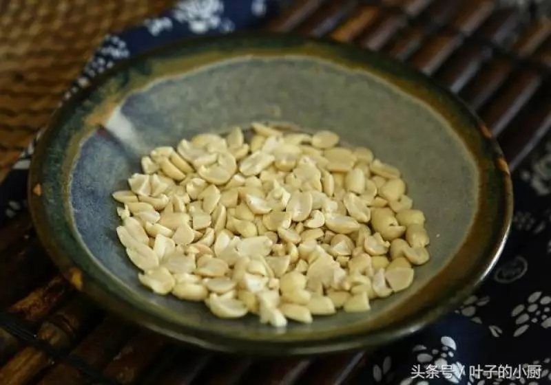 香菇的另類做法:比老乾媽好吃,比牛肉乾搶手下飯下酒配面配粥