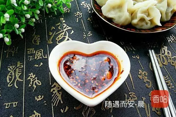 跟大廚學來的秘制蘸料法,要學的速來,簡單易操作,吃嘛嘛香