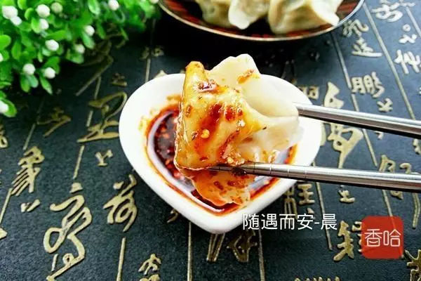 跟大廚學來的秘制蘸料法,要學的速來,簡單易操作,吃嘛嘛香
