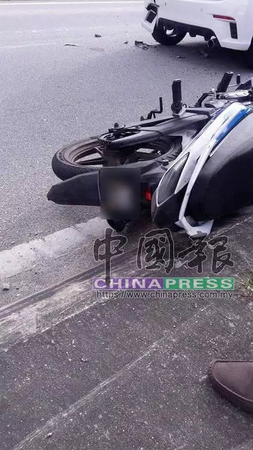 放工回家撞路墩再拋飛, 年僅19歲華裔青年馬勞魂斷公路