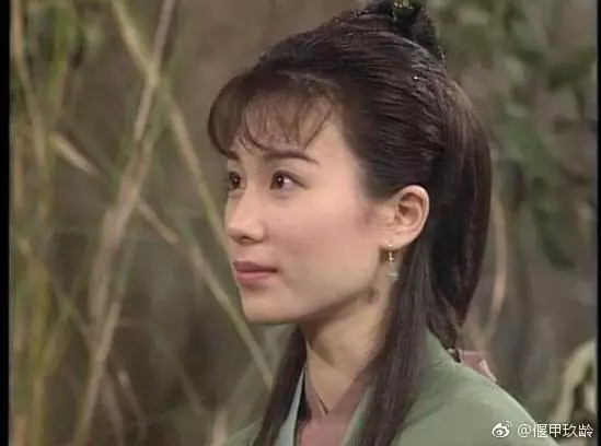 48歲張可頤近照似少女,當紅患病隱退, 現主演劉德華監製港劇