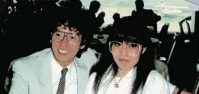 68歲譚詠麟全家照曝光,兩個老婆同夫不同命,唯一譚詠麟原來長這樣