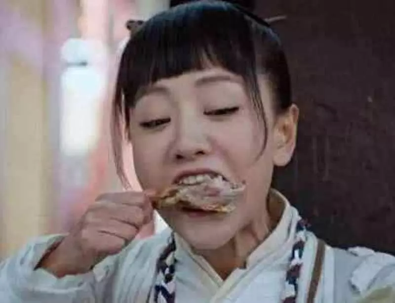 不是所有演員都假吃,為了拍戲她吃了20隻烤鴨,而她吃了10斤芒果