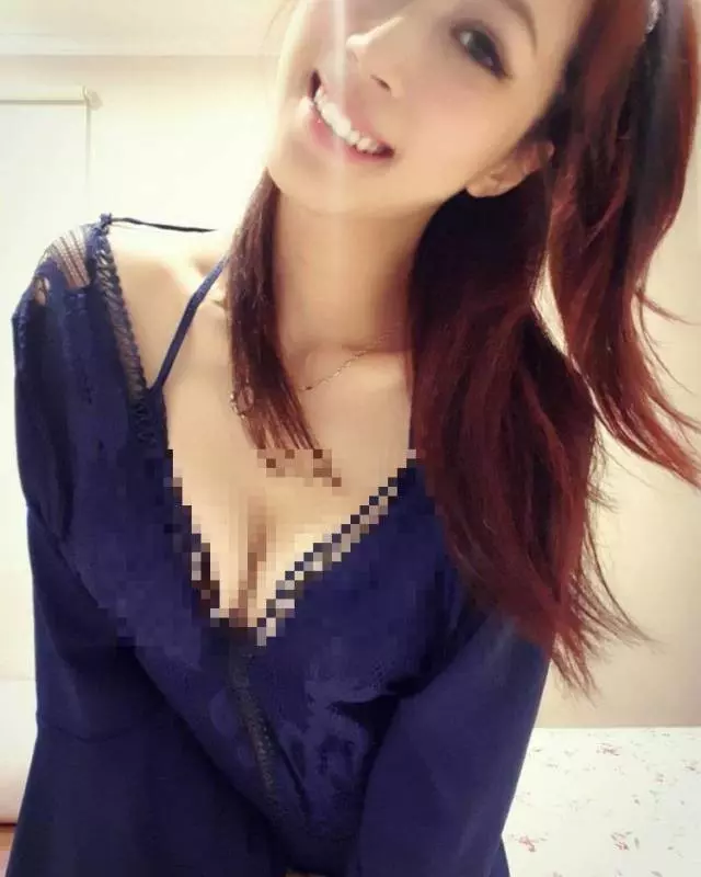 求神超正理專去銀行辦事「拍到美麗風景」終於神到傳送門:私照一張比一張正