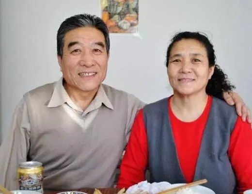 我月入1萬3,爸媽裝修房子我給4萬,他們說我白眼狼,我回了九字