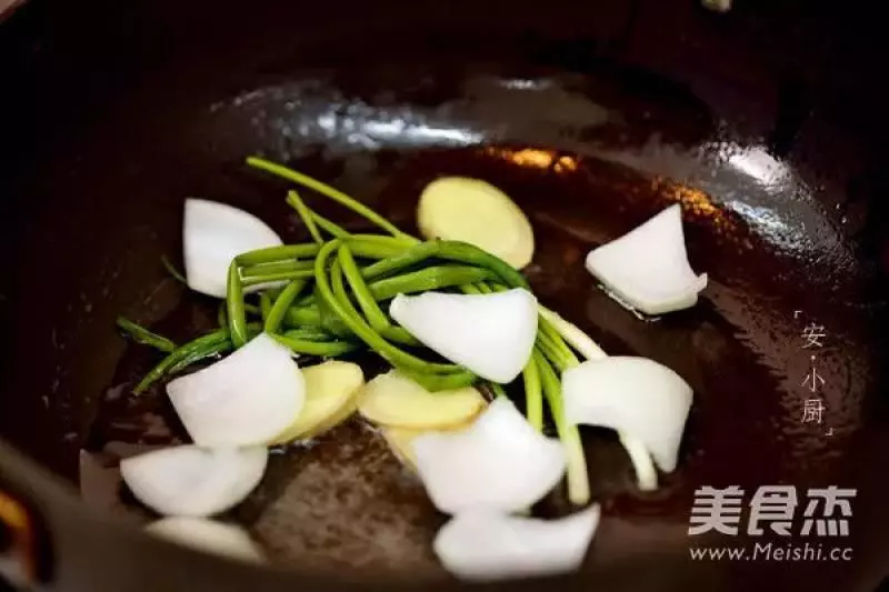 | 番茄土豆燉牛腩 | 牛肉怎麼做肉質不會老?番茄牛腩的精華全在這兒了