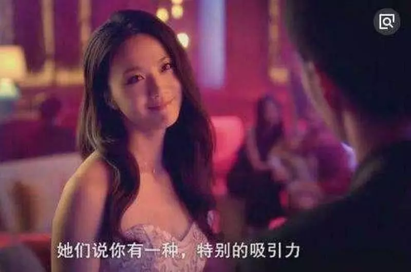 德芙代言人,赫本是經典,趙麗穎甜美,而只有她讓德芙瞬間大賣