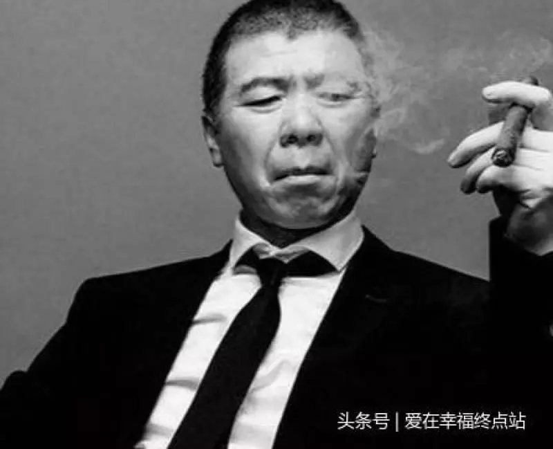 馮小剛微博回應逃亡謠言,卻不小心出賣了范冰冰和葛優