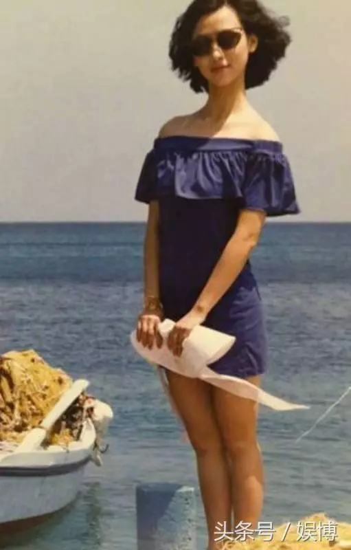 盤點女神年輕照:玉女掌門人周慧敏,台灣第一美女蕭薔,性感美艷翁虹,全都輸給了她