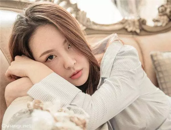 有存款和沒存款的女人,區別到底差在了那裡?很現實