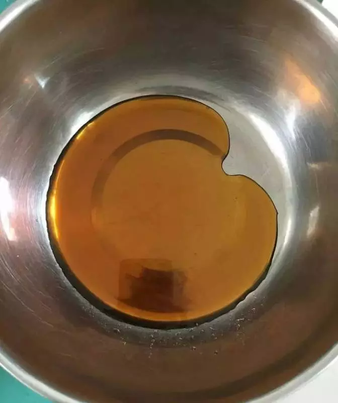 黑芝麻綠豆蔓越莓做出的月餅,低油少糖的餡料~