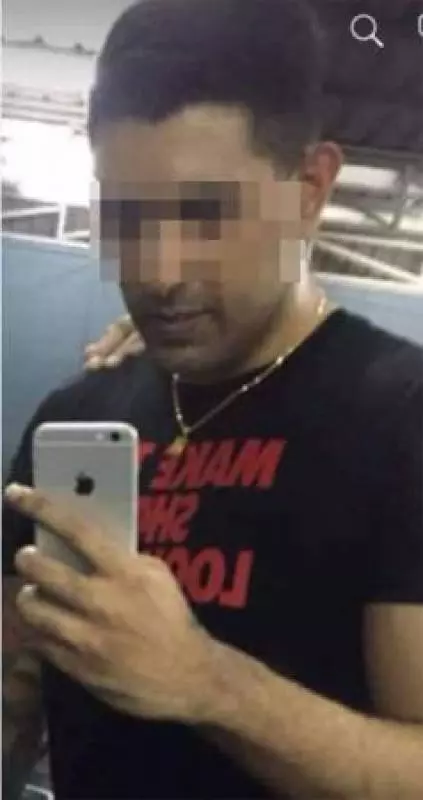 一名大馬籍華裔男子,在新山疑遭兩名新加坡籍男子襲擊,身中9刀,目前生死未卜