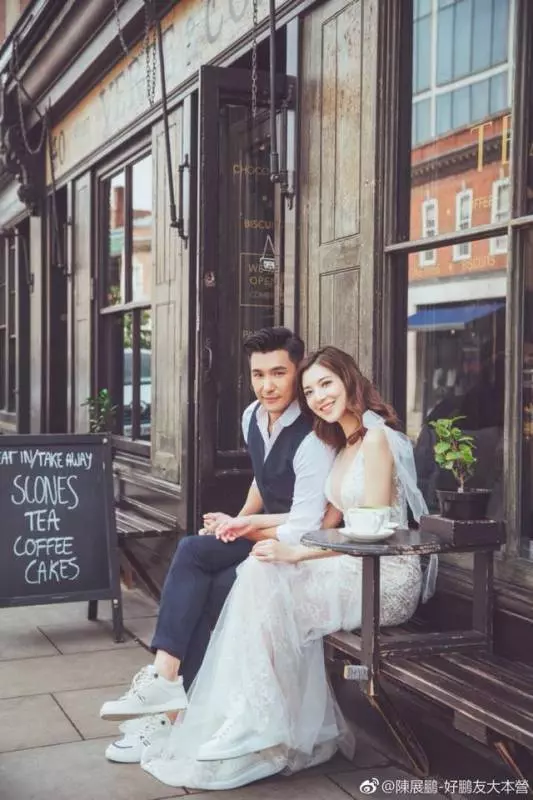 【又喜訊】TVB又一視帝宣布結婚:「是時候用最大努力建立美滿的家~」10張婚紗照超唯美準新娘每一張笑得好開懷