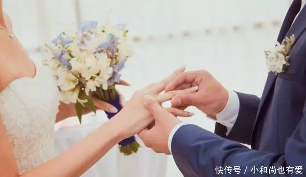 二婚再嫁,婚禮上收到前夫發來的一張照片,我決定取消婚禮