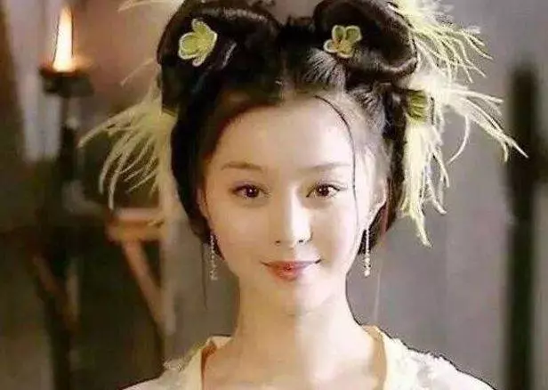 18歲的范冰冰,18歲的王艷,18歲的林心如,而她的18歲最美
