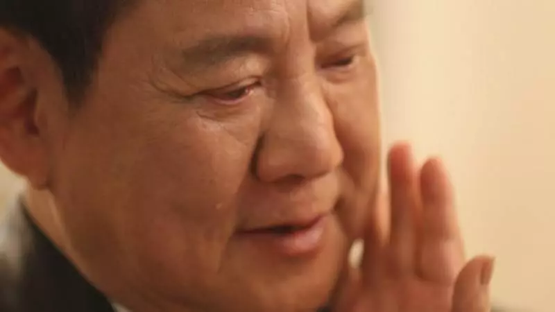 「很對不起,35年前沒讓妳穿這麼漂亮」馬如龍遲來的求婚 讓當了「7個孩子後母」的她淚崩 -
