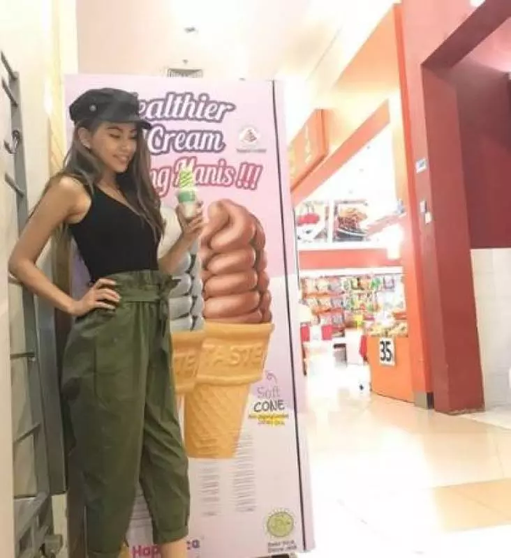 昆凌松木影城拍片 周董悄悄來新山趴趴走