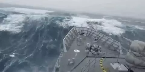 19張大兵們搞笑耍笨的有趣圖片