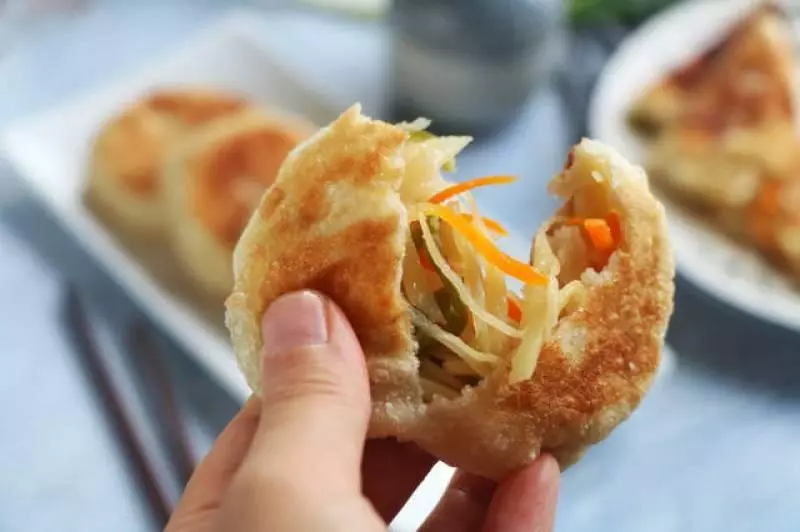 土豆絲新吃法,不用炒不用拌,換個新吃法,出鍋吃到撐,太好吃了
