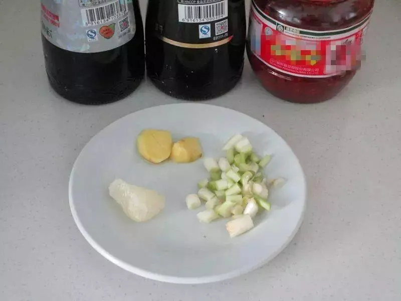 香辣土豆燉雞塊,全是小時候的味道