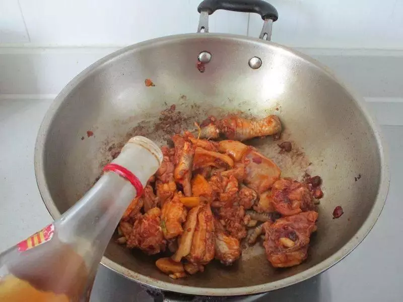 香辣土豆燉雞塊,全是小時候的味道
